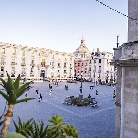 Charme Catania Central Suites Bagian luar foto