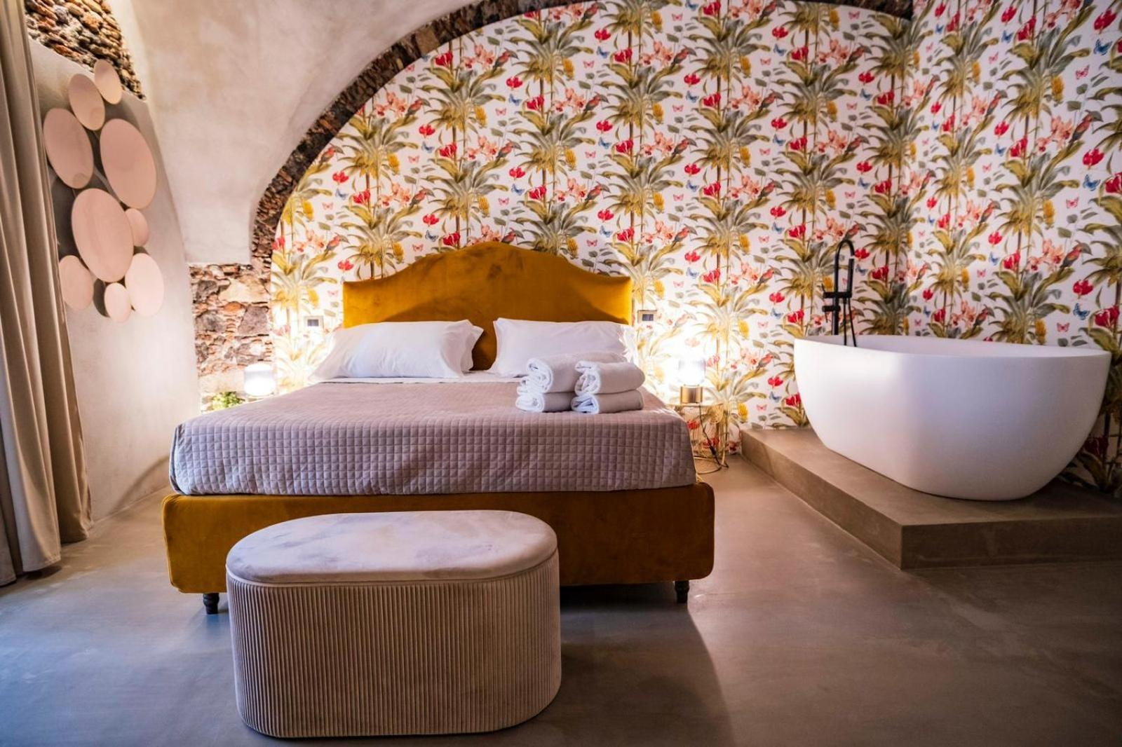 Charme Catania Central Suites Bagian luar foto