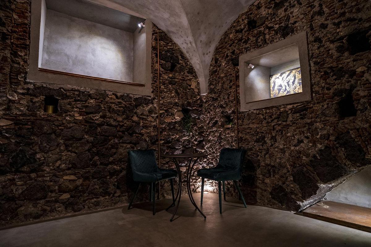 Charme Catania Central Suites Bagian luar foto