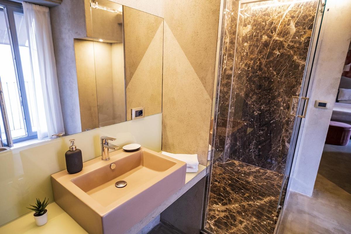 Charme Catania Central Suites Bagian luar foto